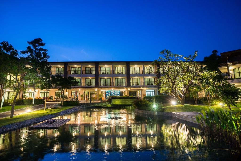 I Tara Resort & Spa Haad Chao Samran Dış mekan fotoğraf