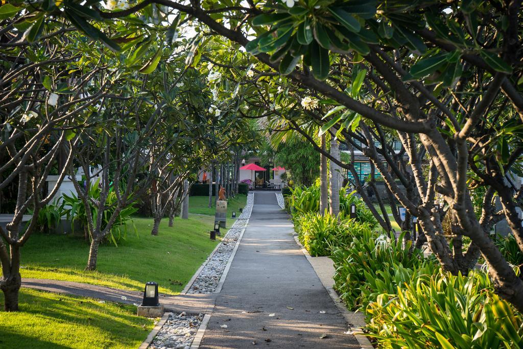 I Tara Resort & Spa Haad Chao Samran Dış mekan fotoğraf