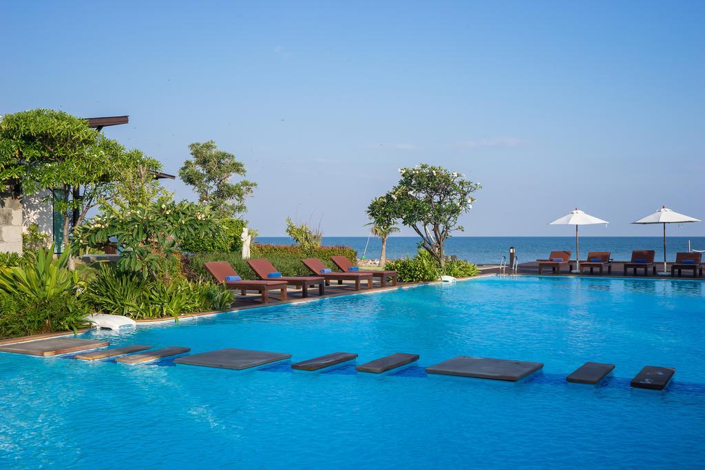 I Tara Resort & Spa Haad Chao Samran Dış mekan fotoğraf