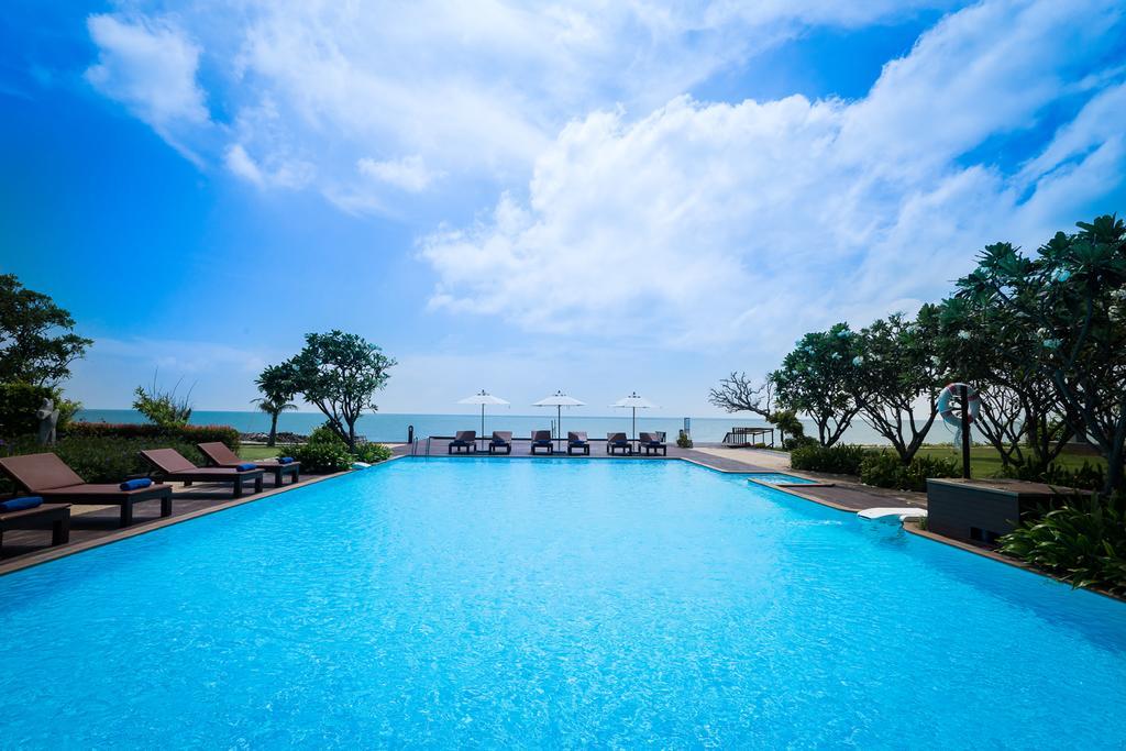 I Tara Resort & Spa Haad Chao Samran Dış mekan fotoğraf